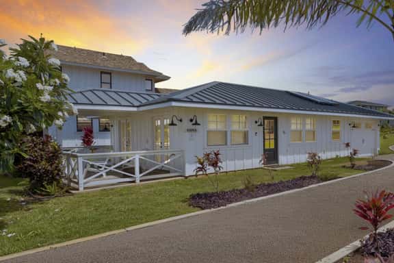 2BR Poipu Cottage: AC, Athletic Club: Pool+Gym - Image 1