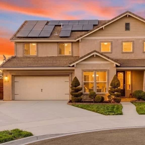 *NEW 4BD Oakdale Oasis, Pool, AC, Sleeps 14 - Image 1