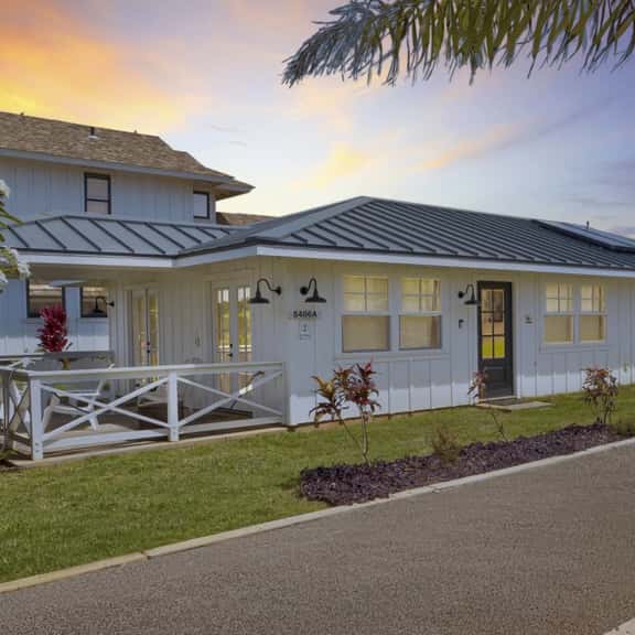 2BR Poipu Cottage: AC, Athletic Club: Pool+Gym - Image 1